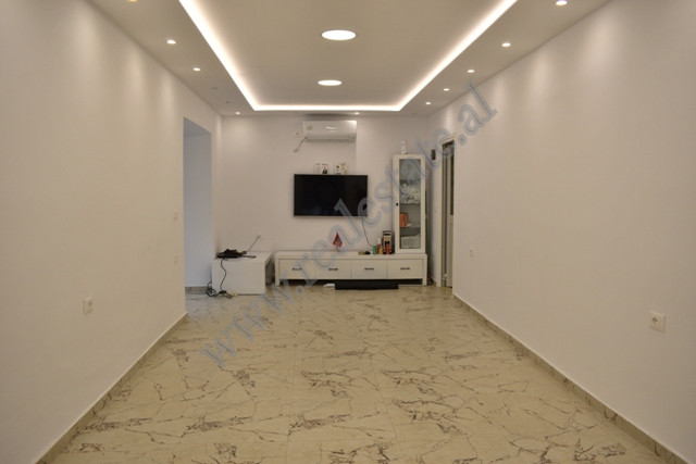 Store for rent at 21 Dhjetori area in Tirana, Albania